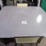 01 MESA COM BASE DE FERRO E TAMPO EM PORCELANATO 04 CADEIRAS. (NO ESTADO) ATENÇÃO! FAZER A VISITAÇÃO ANTES DE ARREMATAR, NÃO SABEMOS SE FUNCIONA, LEILÃO NÃO TEM GARANTIA E NEM DEVOLUÇÃO, SUJEITO A POSSÍVEIS AVARIAS VISÍVEIS/OCULTAS E/OU AUSÊNCIA DE COMPONENTES.
