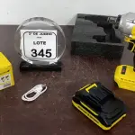 01 CHAVE IMPACTO 21V COM CARREGADOR USB MARCA BOMVINK (NOVO). (NO ESTADO) ATENÇÃO! FAZER A VISITAÇÃO ANTES DE ARREMATAR, NÃO SABEMOS SE FUNCIONA, LEILÃO NÃO TEM GARANTIA E NEM DEVOLUÇÃO, SUJEITO A POSSÍVEIS AVARIAS VISÍVEIS/OCULTAS E/OU AUSÊNCIA DE COMPONENTES.