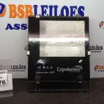 01 REFLETOR 400W MARCA EXPOLUMEN. (NO ESTADO) ATENÇÃO! FAZER A VISITAÇÃO ANTES DE ARREMATAR, NÃO SABEMOS SE FUNCIONA, LEILÃO NÃO TEM GARANTIA E NEM DEVOLUÇÃO, SUJEITO A POSSÍVEIS AVARIAS VISÍVEIS/OCULTAS E/OU AUSÊNCIA DE COMPONENTES.