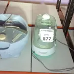 01 UMIDIFICADOR DE AR E 01 MASSAGEADOR PARA PÉS. (NO ESTADO) ATENÇÃO! FAZER A VISITAÇÃO ANTES DE ARREMATAR, NÃO SABEMOS SE FUNCIONA, LEILÃO NÃO TEM GARANTIA E NEM DEVOLUÇÃO, SUJEITO A POSSÍVEIS AVARIAS VISÍVEIS/OCULTAS E/OU AUSÊNCIA DE COMPONENTES.