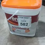01 BALDE DE TINTA ECONÔMICA SEMIBRILHO PARA INTERIORES E EXTERIORES DE 16L NA COR BRANCO NEVE MARCA RENOCRIL. (NO ESTADO) ATENÇÃO! FAZER A VISITAÇÃO ANTES DE ARREMATAR, NÃO SABEMOS SE FUNCIONA, LEILÃO NÃO TEM GARANTIA E NEM DEVOLUÇÃO, SUJEITO A POSSÍVEIS AVARIAS VISÍVEIS/OCULTAS E/OU AUSÊNCIA DE COMPONENTES.