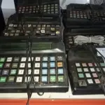 11 TECLADOS SMAK SKO-44. (NO ESTADO) ATENÇÃO! FAZER A VISITAÇÃO ANTES DE ARREMATAR, NÃO SABEMOS SE FUNCIONA, LEILÃO NÃO TEM GARANTIA E NEM DEVOLUÇÃO, SUJEITO A POSSÍVEIS AVARIAS VISÍVEIS/OCULTAS E/OU AUSÊNCIA DE COMPONENTES.