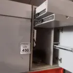 02 ARMÁRIOS PARA CPU COM 01 PORTA E 01 GAVETA. (NO ESTADO) ATENÇÃO! FAZER A VISITAÇÃO ANTES DE ARREMATAR, NÃO SABEMOS SE FUNCIONA, LEILÃO NÃO TEM GARANTIA E NEM DEVOLUÇÃO, SUJEITO A POSSÍVEIS AVARIAS VISÍVEIS/OCULTAS E/OU AUSÊNCIA DE COMPONENTES.