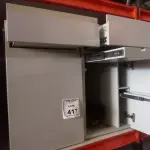 02 ARMÁRIOS PARA CPU COM 01 PORTA E 01 GAVETA. (NO ESTADO) ATENÇÃO! FAZER A VISITAÇÃO ANTES DE ARREMATAR, NÃO SABEMOS SE FUNCIONA, LEILÃO NÃO TEM GARANTIA E NEM DEVOLUÇÃO, SUJEITO A POSSÍVEIS AVARIAS VISÍVEIS/OCULTAS E/OU AUSÊNCIA DE COMPONENTES.