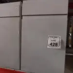 02 ARMÁRIOS PARA CPU COM 01 PORTA E 01 GAVETA. (NO ESTADO) ATENÇÃO! FAZER A VISITAÇÃO ANTES DE ARREMATAR, NÃO SABEMOS SE FUNCIONA, LEILÃO NÃO TEM GARANTIA E NEM DEVOLUÇÃO, SUJEITO A POSSÍVEIS AVARIAS VISÍVEIS/OCULTAS E/OU AUSÊNCIA DE COMPONENTES.