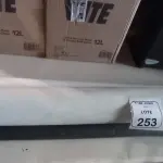 02 CORTINAS E 01 BANNER. (NO ESTADO) ATENÇÃO! FAZER A VISITAÇÃO ANTES DE ARREMATAR, NÃO SABEMOS SE FUNCIONA, LEILÃO NÃO TEM GARANTIA E NEM DEVOLUÇÃO, SUJEITO A POSSÍVEIS AVARIAS VISÍVEIS/OCULTAS E/OU AUSÊNCIA DE COMPONENTES.