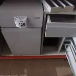 02 ARMÁRIOS PARA CPU COM 01 PORTA E 01 GAVETA. (NO ESTADO) ATENÇÃO! FAZER A VISITAÇÃO ANTES DE ARREMATAR, NÃO SABEMOS SE FUNCIONA, LEILÃO NÃO TEM GARANTIA E NEM DEVOLUÇÃO, SUJEITO A POSSÍVEIS AVARIAS VISÍVEIS/OCULTAS E/OU AUSÊNCIA DE COMPONENTES.