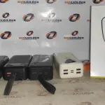 04 POWER BANK DE MARCAS DIVERSAS. (NO ESTADO) ATENÇÃO! FAZER A VISITAÇÃO ANTES DE ARREMATAR, NÃO SABEMOS SE FUNCIONA, LEILÃO NÃO TEM GARANTIA E NEM DEVOLUÇÃO, SUJEITO A POSSÍVEIS AVARIAS VISÍVEIS/OCULTAS E/OU AUSÊNCIA DE COMPONENTES.