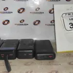 04 POWER BANK DE MARCAS DIVERSAS. (NO ESTADO) ATENÇÃO! FAZER A VISITAÇÃO ANTES DE ARREMATAR, NÃO SABEMOS SE FUNCIONA, LEILÃO NÃO TEM GARANTIA E NEM DEVOLUÇÃO, SUJEITO A POSSÍVEIS AVARIAS VISÍVEIS/OCULTAS E/OU AUSÊNCIA DE COMPONENTES.