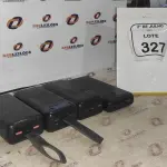 04 POWER BANK DE MARCAS DIVERSAS. (NO ESTADO) ATENÇÃO! FAZER A VISITAÇÃO ANTES DE ARREMATAR, NÃO SABEMOS SE FUNCIONA, LEILÃO NÃO TEM GARANTIA E NEM DEVOLUÇÃO, SUJEITO A POSSÍVEIS AVARIAS VISÍVEIS/OCULTAS E/OU AUSÊNCIA DE COMPONENTES.