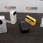 04 POWER BANK DE MARCAS DIVERSAS. (NO ESTADO) ATENÇÃO! FAZER A VISITAÇÃO ANTES DE ARREMATAR, NÃO SABEMOS SE FUNCIONA, LEILÃO NÃO TEM GARANTIA E NEM DEVOLUÇÃO, SUJEITO A POSSÍVEIS AVARIAS VISÍVEIS/OCULTAS E/OU AUSÊNCIA DE COMPONENTES.
