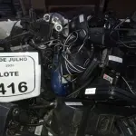 01 LOTE COM GRANDE QUANTIDADE DE RÁDIOS COMUNICADORES DE MARCAS E MODELOS DIVERSOS. (NO ESTADO) ATENÇÃO! FAZER A VISITAÇÃO ANTES DE ARREMATAR, NÃO SABEMOS SE FUNCIONA, LEILÃO NÃO TEM GARANTIA E NEM DEVOLUÇÃO, SUJEITO A POSSÍVEIS AVARIAS VISÍVEIS/OCULTAS E/OU AUSÊNCIA DE COMPONENTES.