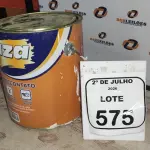 01 LATA DE ADESIVO DE CONTATO 2,80KG MARCA MAZA. (NO ESTADO) ATENÇÃO! FAZER A VISITAÇÃO ANTES DE ARREMATAR, NÃO SABEMOS SE FUNCIONA, LEILÃO NÃO TEM GARANTIA E NEM DEVOLUÇÃO, SUJEITO A POSSÍVEIS AVARIAS VISÍVEIS/OCULTAS E/OU AUSÊNCIA DE COMPONENTES.