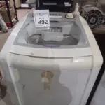 01 MÁQUINA DE LAVAR 220V 11KG MARCA COLORMAQ. (NO ESTADO) ATENÇÃO! FAZER A VISITAÇÃO ANTES DE ARREMATAR, NÃO SABEMOS SE FUNCIONA, LEILÃO NÃO TEM GARANTIA E NEM DEVOLUÇÃO, SUJEITO A POSSÍVEIS AVARIAS VISÍVEIS/OCULTAS E/OU AUSÊNCIA DE COMPONENTES.