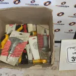 01 LOTE COM VÁRIAS CHAVES DE FENDA COM BITS. (NO ESTADO) ATENÇÃO! FAZER A VISITAÇÃO ANTES DE ARREMATAR, NÃO SABEMOS SE FUNCIONA, LEILÃO NÃO TEM GARANTIA E NEM DEVOLUÇÃO, SUJEITO A POSSÍVEIS AVARIAS VISÍVEIS/OCULTAS E/OU AUSÊNCIA DE COMPONENTES.