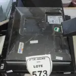 02 MONITORES E 02 CPUS DE MARCAS DIVERSAS. (NO ESTADO) ATENÇÃO! FAZER A VISITAÇÃO ANTES DE ARREMATAR, NÃO SABEMOS SE FUNCIONA, LEILÃO NÃO TEM GARANTIA E NEM DEVOLUÇÃO, SUJEITO A POSSÍVEIS AVARIAS VISÍVEIS/OCULTAS E/OU AUSÊNCIA DE COMPONENTES.