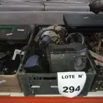  01 LOTE COM BATERIAS PARA NOBREAK, COLEIRAS PARA PETS, ESTABILIZADOR, 01 DVR 16 CANAIS. (NO ESTADO, NÃO SABEMOS SE FUNCIONA. LEILÃO NÃO TEM GARANTIA E NEM DEVOLUÇÃO, SUJEITO A POSSÍVEIS AVARIAS VISÍVEIS/OCULTAS E/OU AUSÊNCIA DE COMPONENTES)