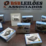 08 ADAPTADORES CONVERSOR DE VGA PARA HDMI VIDEO E AUDIO. (NO ESTADO, NÃO SABEMOS SE FUNCIONA. LEILÃO NÃO TEM GARANTIA E NEM DEVOLUÇÃO, SUJEITO A POSSÍVEIS AVARIAS VISÍVEIS/OCULTAS E/OU AUSÊNCIA DE COMPONENTES)