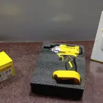 01 CHAVE IMPACTO 21V COM CARREGADOR USB MARCA BOMVINK (NOVO). (NO ESTADO) ATENÇÃO! FAZER A VISITAÇÃO ANTES DE ARREMATAR, NÃO SABEMOS SE FUNCIONA, LEILÃO NÃO TEM GARANTIA E NEM DEVOLUÇÃO, SUJEITO A POSSÍVEIS AVARIAS VISÍVEIS/OCULTAS E/OU AUSÊNCIA DE COMPONENTES.
