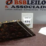   01 CITARA ARCO IRIS. (NO ESTADO, NÃO SABEMOS SE FUNCIONA. LEILÃO NÃO TEM GARANTIA E NEM DEVOLUÇÃO, SUJEITO A POSSÍVEIS AVARIAS VISÍVEIS/OCULTAS E/OU AUSÊNCIA DE COMPONENTES)
