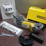 01 ESMERILHADEIRA ANGULAR 220V (NOVO). (NO ESTADO) ATENÇÃO! FAZER A VISITAÇÃO ANTES DE ARREMATAR, NÃO SABEMOS SE FUNCIONA, LEILÃO NÃO TEM GARANTIA E NEM DEVOLUÇÃO, SUJEITO A POSSÍVEIS AVARIAS VISÍVEIS/OCULTAS E/OU AUSÊNCIA DE COMPONENTES.