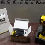 01 CHAVE IMPACTO 21V COM CARREGADOR USB MARCA BOMVINK (NOVO). (NO ESTADO) ATENÇÃO! FAZER A VISITAÇÃO ANTES DE ARREMATAR, NÃO SABEMOS SE FUNCIONA, LEILÃO NÃO TEM GARANTIA E NEM DEVOLUÇÃO, SUJEITO A POSSÍVEIS AVARIAS VISÍVEIS/OCULTAS E/OU AUSÊNCIA DE COMPONENTES.