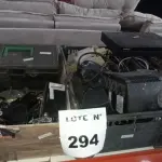   01 LOTE COM BATERIAS PARA NOBREAK, COLEIRAS PARA PETS, ESTABILIZADOR, 01 DVR 16 CANAIS. (NO ESTADO, NÃO SABEMOS SE FUNCIONA. LEILÃO NÃO TEM GARANTIA E NEM DEVOLUÇÃO, SUJEITO A POSSÍVEIS AVARIAS VISÍVEIS/OCULTAS E/OU AUSÊNCIA DE COMPONENTES)