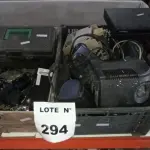   01 LOTE COM BATERIAS PARA NOBREAK, COLEIRAS PARA PETS, ESTABILIZADOR, 01 DVR 16 CANAIS. (NO ESTADO, NÃO SABEMOS SE FUNCIONA. LEILÃO NÃO TEM GARANTIA E NEM DEVOLUÇÃO, SUJEITO A POSSÍVEIS AVARIAS VISÍVEIS/OCULTAS E/OU AUSÊNCIA DE COMPONENTES)