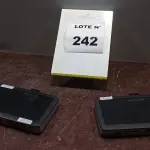 03 MINIS PC WYSE. (NO ESTADO, NÃO SABEMOS SE FUNCIONA. LEILÃO NÃO TEM GARANTIA E NEM DEVOLUÇÃO, SUJEITO A POSSÍVEIS AVARIAS VISÍVEIS/OCULTAS E/OU AUSÊNCIA DE COMPONENTES)