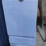 02 ARMÁRIOS BAIXOS COM SUPORTE PARA CPU COM 01 GAVETA E 01 PORTA E 01 ARMÁRIO BAIXO EM MADEIRA. (NO ESTADO) ATENÇÃO! FAZER A VISITAÇÃO ANTES DE ARREMATAR, NÃO SABEMOS SE FUNCIONA, LEILÃO NÃO TEM GARANTIA E NEM DEVOLUÇÃO, SUJEITO A POSSÍVEIS AVARIAS VISÍVEIS/OCULTAS E/OU AUSÊNCIA DE COMPONENTES.