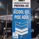 01 PLACA COM SUPORTE PARA ÁLCOOL EM GEL. (NO ESTADO) ATENÇÃO! FAZER A VISITAÇÃO ANTES DE ARREMATAR, NÃO SABEMOS SE FUNCIONA, LEILÃO NÃO TEM GARANTIA E NEM DEVOLUÇÃO, SUJEITO A POSSÍVEIS AVARIAS VISÍVEIS/OCULTAS E/OU AUSÊNCIA DE COMPONENTES.