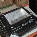 01 REFLETOR 400W MARCA EXPOLUMEN. (NO ESTADO) ATENÇÃO! FAZER A VISITAÇÃO ANTES DE ARREMATAR, NÃO SABEMOS SE FUNCIONA, LEILÃO NÃO TEM GARANTIA E NEM DEVOLUÇÃO, SUJEITO A POSSÍVEIS AVARIAS VISÍVEIS/OCULTAS E/OU AUSÊNCIA DE COMPONENTES.
