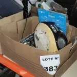 01 HEADSET MARCA INOVA, 02 CALCULADORAS, 01 MÁQUINA DE CARTÃO MODERNINHA PRO, 01 JOYSTICK DE VÍDEO GAME, 01 SCANNER 110V MARCA MENNO, 01 APARELHO DE SOM PORTÁTIL MARCA MONDIAL, 03 MOUSES SEM FIO, 01 TECLADO SEM FIO PARA PC, 02 TELEFONES FIXOS E VÁRIOS CARIMBOS E ELETRÔNICOS DIVERSOS. (NO ESTADO) ATENÇÃO! FAZER A VISITAÇÃO ANTES DE ARREMATAR, NÃO SABEMOS SE FUNCIONA, LEILÃO NÃO TEM GARANTIA E NEM DEVOLUÇÃO, SUJEITO A POSSÍVEIS AVARIAS VISÍVEIS/OCULTAS E/OU AUSÊNCIA DE COMPONENTES.