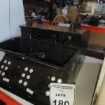 01 MÁQUINA DE FAZER BOLHAS BIVOLT. (NO ESTADO) ATENÇÃO! FAZER A VISITAÇÃO ANTES DE ARREMATAR, NÃO SABEMOS SE FUNCIONA, LEILÃO NÃO TEM GARANTIA E NEM DEVOLUÇÃO, SUJEITO A POSSÍVEIS AVARIAS VISÍVEIS/OCULTAS E/OU AUSÊNCIA DE COMPONENTES.