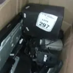 01 APARELHO DE DVD, 01 ADAPTADOR PARA HD E VÁRIAS CAIXAS DE SOM E CONTROLES REMOTO DE MARCAS E MODELOS DIVERSOS. (NO ESTADO) ATENÇÃO! FAZER A VISITAÇÃO ANTES DE ARREMATAR, NÃO SABEMOS SE FUNCIONA, LEILÃO NÃO TEM GARANTIA E NEM DEVOLUÇÃO, SUJEITO A POSSÍVEIS AVARIAS VISÍVEIS/OCULTAS E/OU AUSÊNCIA DE COMPONENTES.