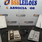 02 APARELHOS DE TELEFONE FIXO MODELOS ANTIGOS. (NO ESTADO) ATENÇÃO! FAZER A VISITAÇÃO ANTES DE ARREMATAR, NÃO SABEMOS SE FUNCIONA, LEILÃO NÃO TEM GARANTIA E NEM DEVOLUÇÃO, SUJEITO A POSSÍVEIS AVARIAS VISÍVEIS/OCULTAS E/OU AUSÊNCIA DE COMPONENTES.