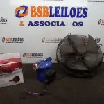 01 MOTOR VENTILADOR AXIAL E 01 BOMBA DE PRESSURIZAÇÃO. (NO ESTADO) ATENÇÃO! FAZER A VISITAÇÃO ANTES DE ARREMATAR, NÃO SABEMOS SE FUNCIONA, LEILÃO NÃO TEM GARANTIA E NEM DEVOLUÇÃO, SUJEITO A POSSÍVEIS AVARIAS VISÍVEIS/OCULTAS E/OU AUSÊNCIA DE COMPONENTES.