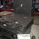 01 TOCA DISCOS MODELO MS-7 COM 01 CAIXA DE SOM MARCA GRADIENTE. (NO ESTADO) ATENÇÃO! FAZER A VISITAÇÃO ANTES DE ARREMATAR, NÃO SABEMOS SE FUNCIONA, LEILÃO NÃO TEM GARANTIA E NEM DEVOLUÇÃO, SUJEITO A POSSÍVEIS AVARIAS VISÍVEIS/OCULTAS E/OU AUSÊNCIA DE COMPONENTES.