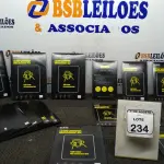 30 PELÍCULAS DE PROTEÇÃO PARA TABLETS E IPAD. (NO ESTADO) ATENÇÃO! FAZER A VISITAÇÃO ANTES DE ARREMATAR, NÃO SABEMOS SE FUNCIONA, LEILÃO NÃO TEM GARANTIA E NEM DEVOLUÇÃO, SUJEITO A POSSÍVEIS AVARIAS VISÍVEIS/OCULTAS E/OU AUSÊNCIA DE COMPONENTES.