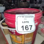 01 BALDE DE TINTA DE PISOS ACRÍLICO PREMIUM 18LNA COR VERMELHO SEGURANÇA FOSCO MARCA RENNER.  (NO ESTADO) ATENÇÃO! FAZER A VISITAÇÃO ANTES DE ARREMATAR, NÃO SABEMOS SE FUNCIONA, LEILÃO NÃO TEM GARANTIA E NEM DEVOLUÇÃO, SUJEITO A POSSÍVEIS AVARIAS VISÍVEIS/OCULTAS E/OU AUSÊNCIA DE COMPONENTES.