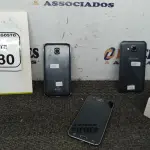 03 CELULARES SAMSUNG MODELO J5. (NO ESTADO) ATENÇÃO! FAZER A VISITAÇÃO ANTES DE ARREMATAR, NÃO SABEMOS SE FUNCIONA, LEILÃO NÃO TEM GARANTIA E NEM DEVOLUÇÃO, SUJEITO A POSSÍVEIS AVARIAS VISÍVEIS/OCULTAS E/OU AUSÊNCIA DE COMPONENTES.