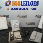 02 APARELHOS DE TELEFONE FIXO MODELOS ANTIGOS. (NO ESTADO) ATENÇÃO! FAZER A VISITAÇÃO ANTES DE ARREMATAR, NÃO SABEMOS SE FUNCIONA, LEILÃO NÃO TEM GARANTIA E NEM DEVOLUÇÃO, SUJEITO A POSSÍVEIS AVARIAS VISÍVEIS/OCULTAS E/OU AUSÊNCIA DE COMPONENTES.