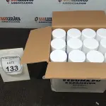 01 CAIXA COM 12 ESPUMAS PU EXPANSIVA DE 500ML CADA MARCA EIXO NOBRE. (NO ESTADO) ATENÇÃO! FAZER A VISITAÇÃO ANTES DE ARREMATAR, NÃO SABEMOS SE FUNCIONA, LEILÃO NÃO TEM GARANTIA E NEM DEVOLUÇÃO, SUJEITO A POSSÍVEIS AVARIAS VISÍVEIS/OCULTAS E/OU AUSÊNCIA DE COMPONENTES.