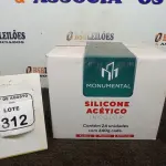 01 CAIXA COM 24 SILICONES ACÉTICO INCOLOR DE 240G CADA MARCA MONUMENTAL. (NO ESTADO) ATENÇÃO! FAZER A VISITAÇÃO ANTES DE ARREMATAR, NÃO SABEMOS SE FUNCIONA, LEILÃO NÃO TEM GARANTIA E NEM DEVOLUÇÃO, SUJEITO A POSSÍVEIS AVARIAS VISÍVEIS/OCULTAS E/OU AUSÊNCIA DE COMPONENTES.
