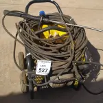 01 LAVADORA DE ALTA PRESSÃO INDUSTRIAL MODELO HD 10/25 MAXI MARCA KARCHER. (NO ESTADO) ATENÇÃO! FAZER A VISITAÇÃO ANTES DE ARREMATAR, NÃO SABEMOS SE FUNCIONA, LEILÃO NÃO TEM GARANTIA E NEM DEVOLUÇÃO, SUJEITO A POSSÍVEIS AVARIAS VISÍVEIS/OCULTAS E/OU AUSÊNCIA DE COMPONENTES.