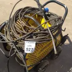 01 LAVADORA DE ALTA PRESSÃO INDUSTRIAL MODELO HD 10/25 MAXI MARCA KARCHER. (NO ESTADO) ATENÇÃO! FAZER A VISITAÇÃO ANTES DE ARREMATAR, NÃO SABEMOS SE FUNCIONA, LEILÃO NÃO TEM GARANTIA E NEM DEVOLUÇÃO, SUJEITO A POSSÍVEIS AVARIAS VISÍVEIS/OCULTAS E/OU AUSÊNCIA DE COMPONENTES.