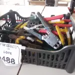 01 CAIXA COM VÁRIOS ALICATES DE MARCAS E MODELOS DIVERSOS. (NO ESTADO) ATENÇÃO! FAZER A VISITAÇÃO ANTES DE ARREMATAR, NÃO SABEMOS SE FUNCIONA, LEILÃO NÃO TEM GARANTIA E NEM DEVOLUÇÃO, SUJEITO A POSSÍVEIS AVARIAS VISÍVEIS/OCULTAS E/OU AUSÊNCIA DE COMPONENTES.