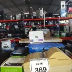 01 IMPRESSORA DE CUPOM, 01 TECLADO PARA PC, 01 MOUSE COM GRAVADOR DE VOZ, 01 FONTE DE ALIMENTAÇÃO, 01 TELEFONE SEM FIO, 01 ROTEADOR, 01 PORTA USB KVM SWITCH E 03 TONERS DE IMPRESSORA. (NO ESTADO) ATENÇÃO! FAZER A VISITAÇÃO ANTES DE ARREMATAR, NÃO SABEMOS SE FUNCIONA, LEILÃO NÃO TEM GARANTIA E NEM DEVOLUÇÃO, SUJEITO A POSSÍVEIS AVARIAS VISÍVEIS/OCULTAS E/OU AUSÊNCIA DE COMPONENTES.
