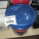 01 BALDE DE TINTA ACRÍLICA STANDARD FOSCO DE 18L NA COR CÉU DE VERÃO FOSCO MARCA DUCRYL. (NO ESTADO) ATENÇÃO! FAZER A VISITAÇÃO ANTES DE ARREMATAR, NÃO SABEMOS SE FUNCIONA, LEILÃO NÃO TEM GARANTIA E NEM DEVOLUÇÃO, SUJEITO A POSSÍVEIS AVARIAS VISÍVEIS/OCULTAS E/OU AUSÊNCIA DE COMPONENTES.