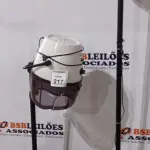 01 LUSTRE ALTO E 01 SECADOR DE CABELO PROFISSIONAL. (NO ESTADO) ATENÇÃO! FAZER A VISITAÇÃO ANTES DE ARREMATAR, NÃO SABEMOS SE FUNCIONA, LEILÃO NÃO TEM GARANTIA E NEM DEVOLUÇÃO, SUJEITO A POSSÍVEIS AVARIAS VISÍVEIS/OCULTAS E/OU AUSÊNCIA DE COMPONENTES.